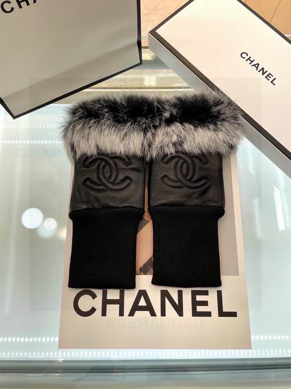 Chanel gloves 54